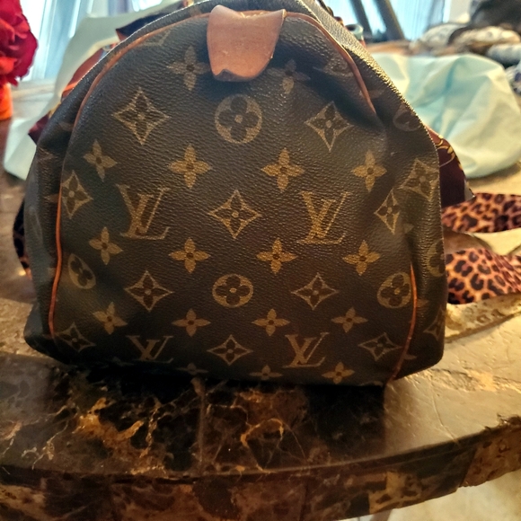 Louis Vuitton Monogram Speedy 35 with Twillys & crossbody strap 1997 - Picture 7 of 11